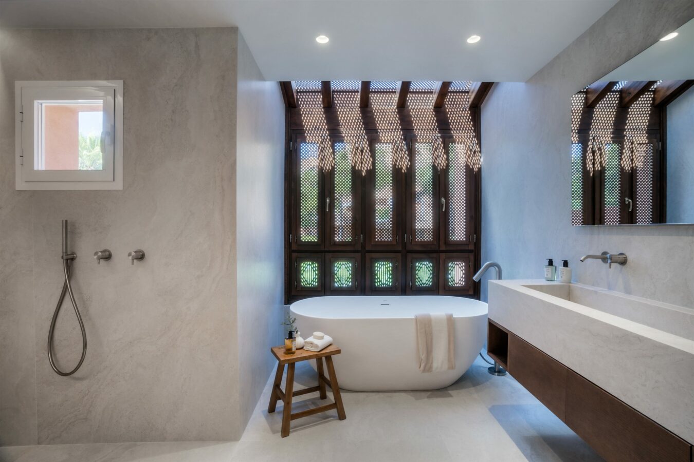 FOR SALE 🏡 Renovated Duplex Penthouse with Sea Views – El Alminar, Nueva Andalucía, Marbella