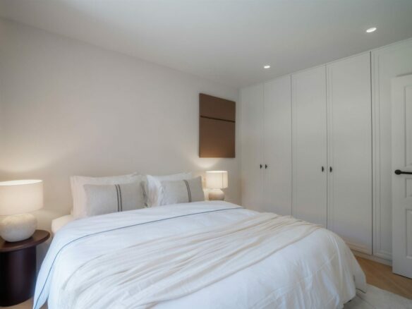 FOR SALE 🏡 Renovated Duplex Penthouse with Sea Views – El Alminar, Nueva Andalucía, Marbella