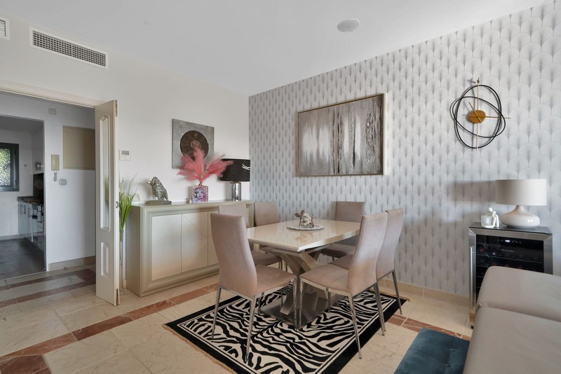 Elegant two bedroom apartment Benatalaya Atalaya Estepona