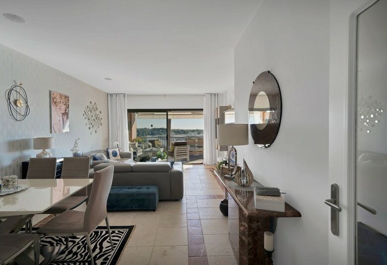 Elegant two bedroom apartment Benatalaya Atalaya Estepona