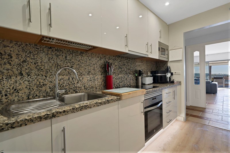 Elegant two bedroom apartment Benatalaya Atalaya Estepona