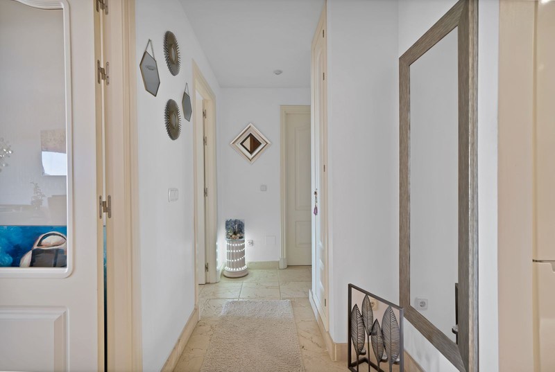 Elegant two bedroom apartment Benatalaya Atalaya Estepona