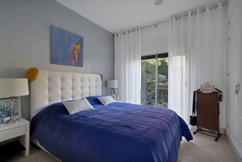Elegant two bedroom apartment Benatalaya Atalaya Estepona