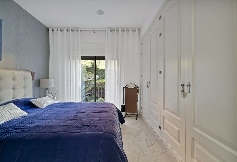 Elegant two bedroom apartment Benatalaya Atalaya Estepona
