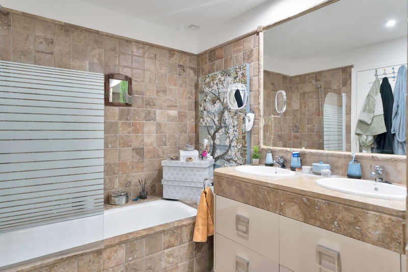 Elegant two bedroom apartment Benatalaya Atalaya Estepona