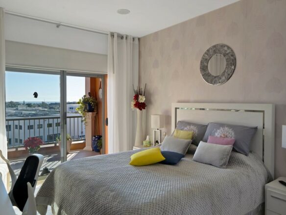Elegant two bedroom apartment Benatalaya Atalaya Estepona