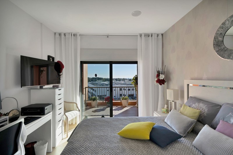 Elegant two bedroom apartment Benatalaya Atalaya Estepona