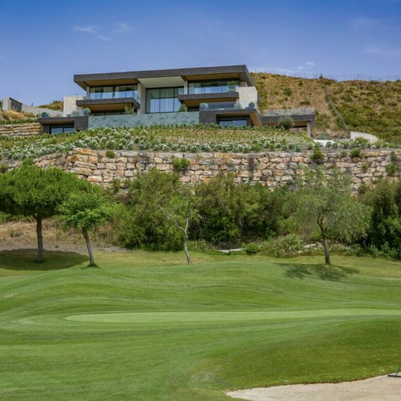 For sale – Contemporary Mansion, Marbella Club Golf Resort, Benahavis, Spain   🇪🇸