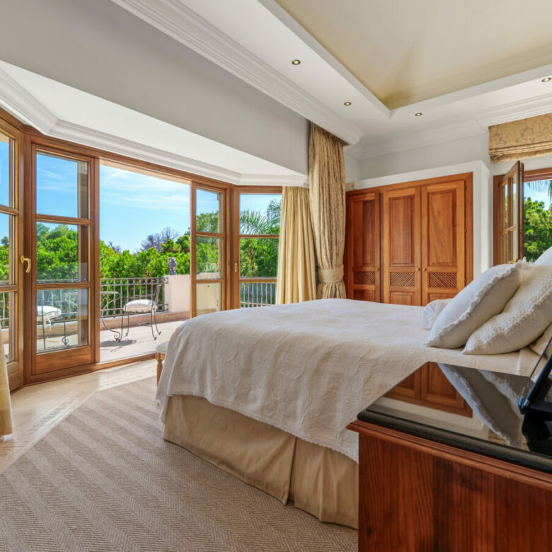For sale  – El Bosque — A Fascinating Andalusian Estate in Lomas del Marbella Club    