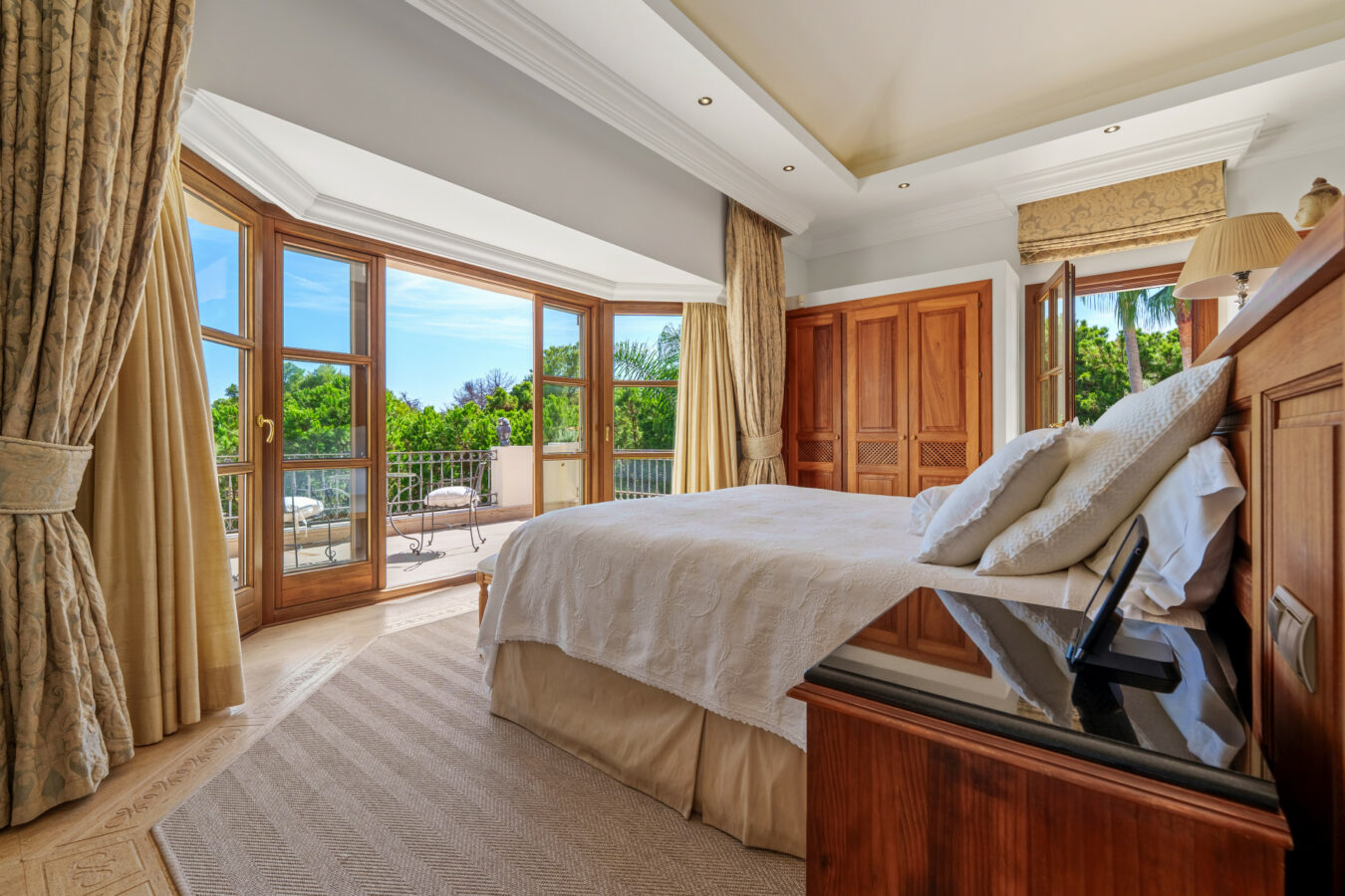 For sale  – El Bosque — A Fascinating Andalusian Estate in Lomas del Marbella Club    