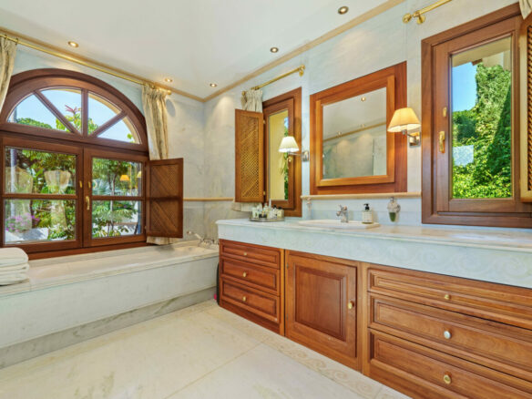 For sale  – El Bosque — A Fascinating Andalusian Estate in Lomas del Marbella Club    