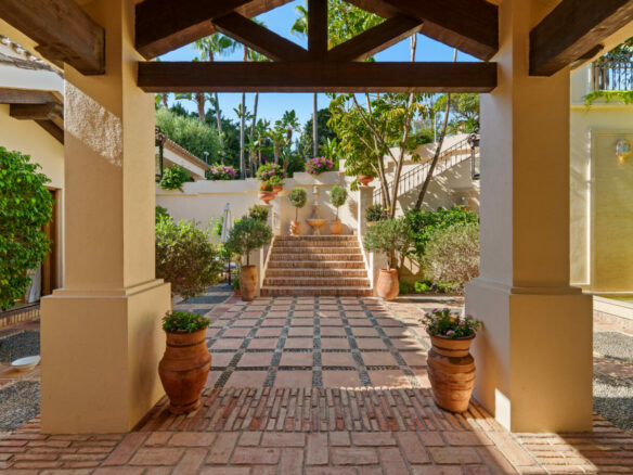 For sale  – El Bosque — A Fascinating Andalusian Estate in Lomas del Marbella Club    