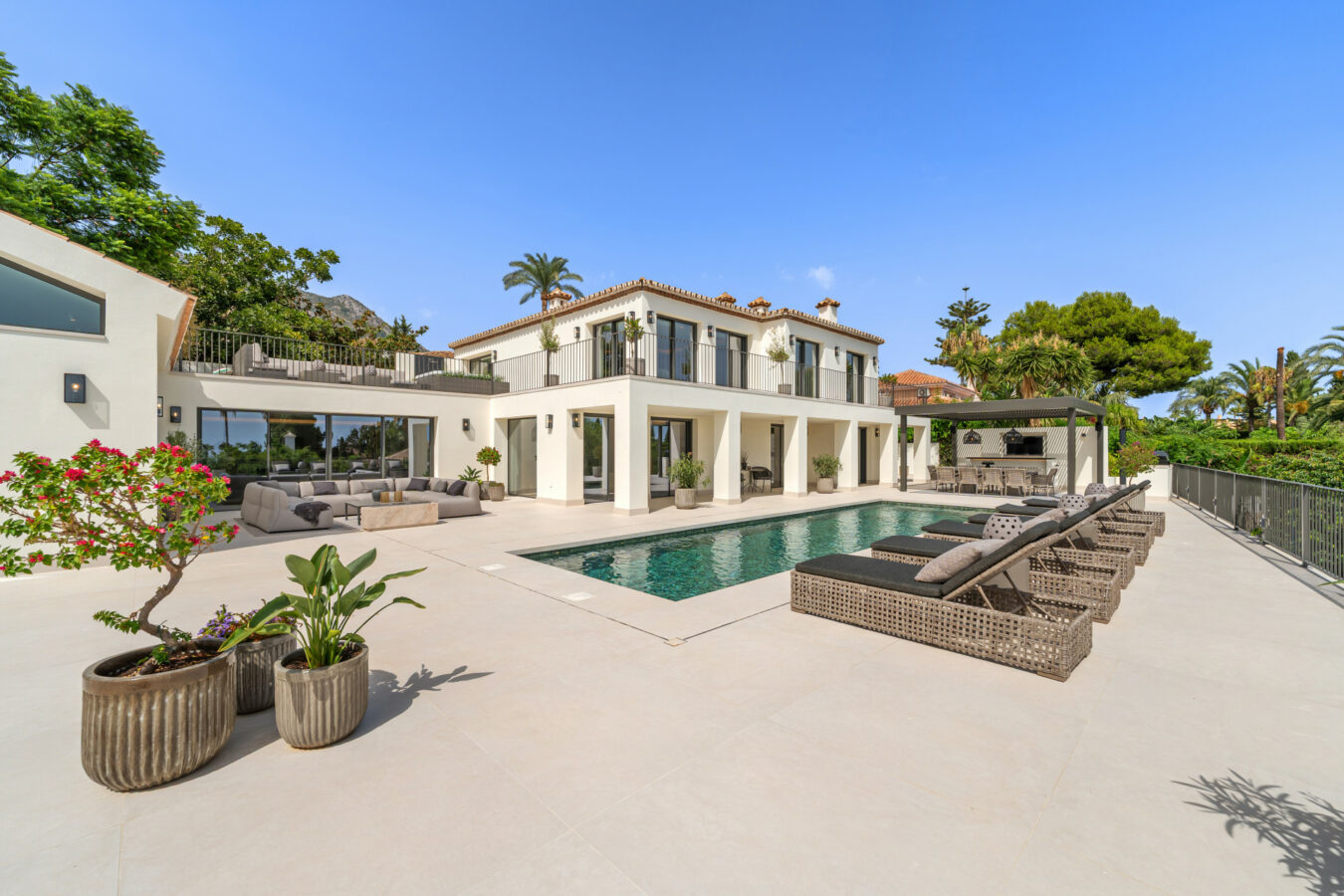 For Sale – Villa Rocio – Fascinating Contemporary Villa in Prime Location
