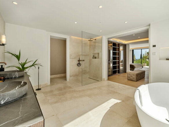 For Sale – Villa Rocio – Fascinating Contemporary Villa in Prime Location