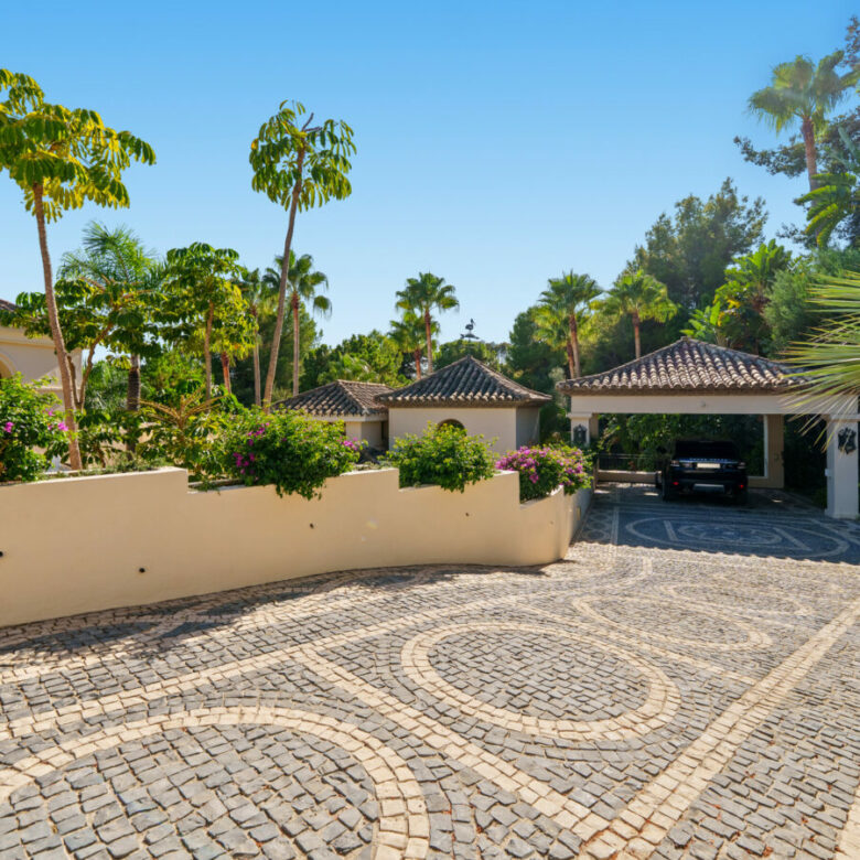 For sale  – El Bosque — A Fascinating Andalusian Estate in Lomas del Marbella Club    
