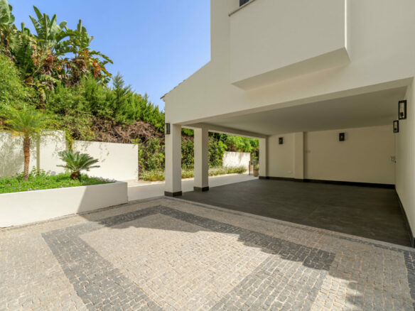 For Sale – Villa Rocio – Fascinating Contemporary Villa in Prime Location