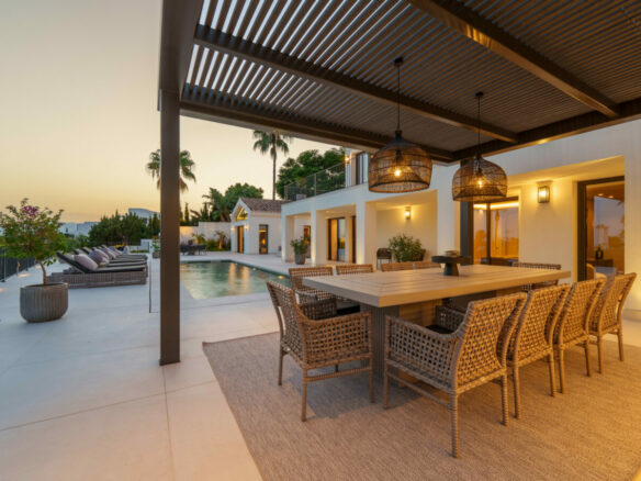 For Sale – Villa Rocio – Fascinating Contemporary Villa in Prime Location