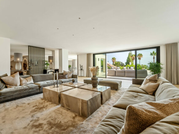 For Sale – Villa Rocio – Fascinating Contemporary Villa in Prime Location