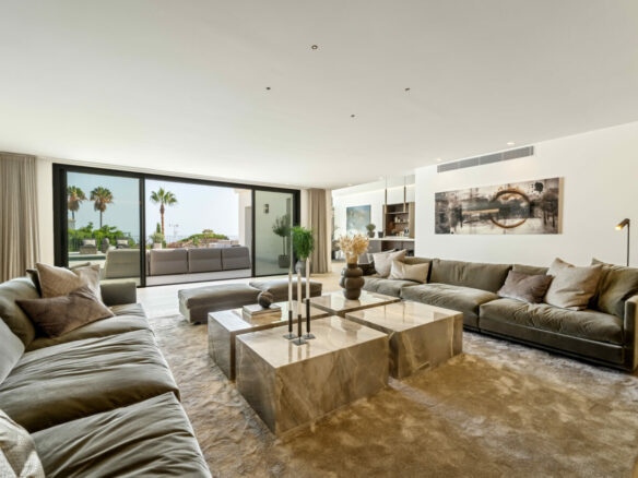 For Sale – Villa Rocio – Fascinating Contemporary Villa in Prime Location