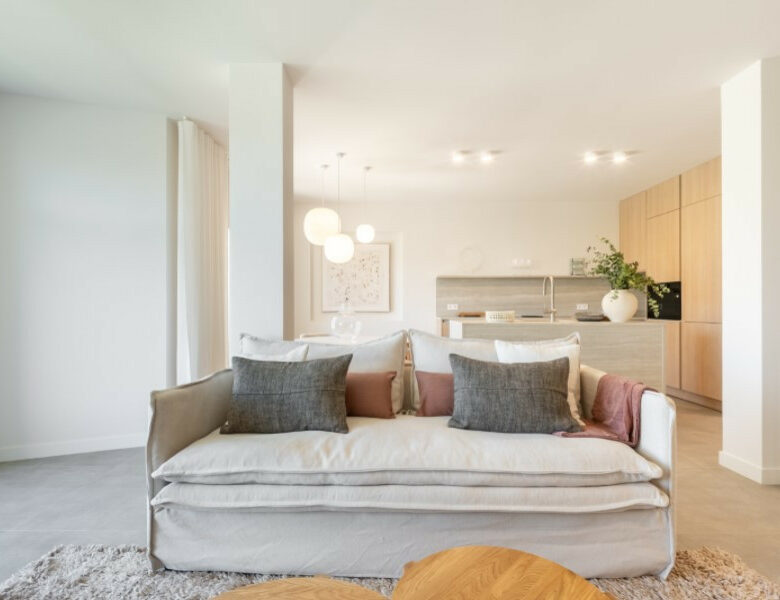 FOR SALE 🏡 Fully Renovated Duplex with Panoramic Views – La Quinta Hills, Benahavís