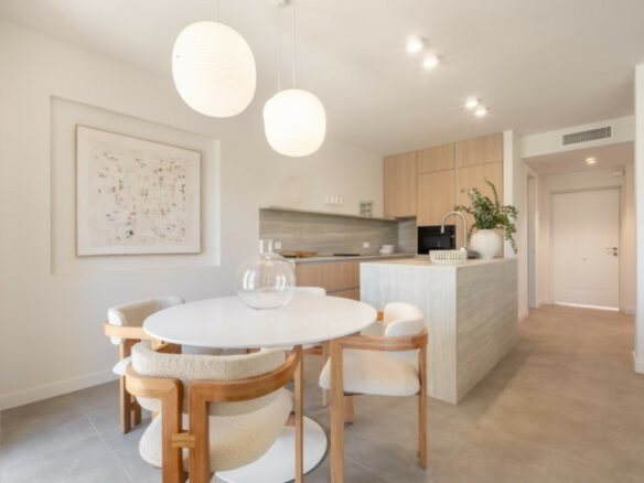FOR SALE 🏡 Fully Renovated Duplex with Panoramic Views – La Quinta Hills, Benahavís