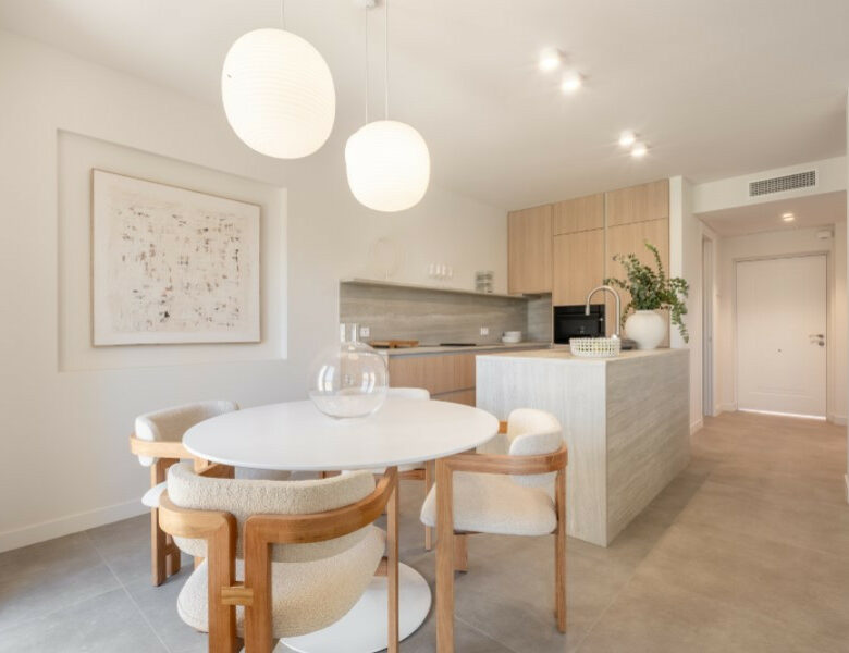 FOR SALE 🏡 Fully Renovated Duplex with Panoramic Views – La Quinta Hills, Benahavís