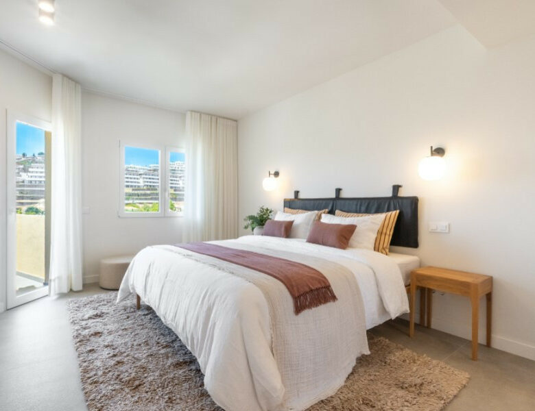 FOR SALE 🏡 Fully Renovated Duplex with Panoramic Views – La Quinta Hills, Benahavís