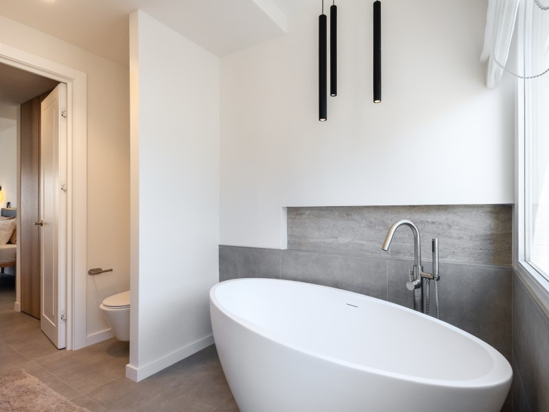 FOR SALE 🏡 Fully Renovated Duplex with Panoramic Views – La Quinta Hills, Benahavís