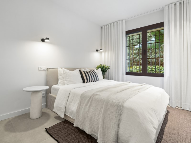 FOR SALE 🏡 Renovated Ground Floor Apartment – Las Jacarandas, Los Arqueros, Benahavís