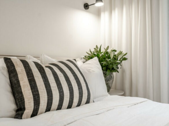 FOR SALE 🏡 Renovated Ground Floor Apartment – Las Jacarandas, Los Arqueros, Benahavís