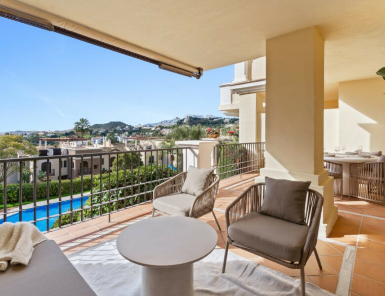 FOR SALE 🏡 Renovated Ground Floor Apartment – Las Jacarandas, Los Arqueros, Benahavís