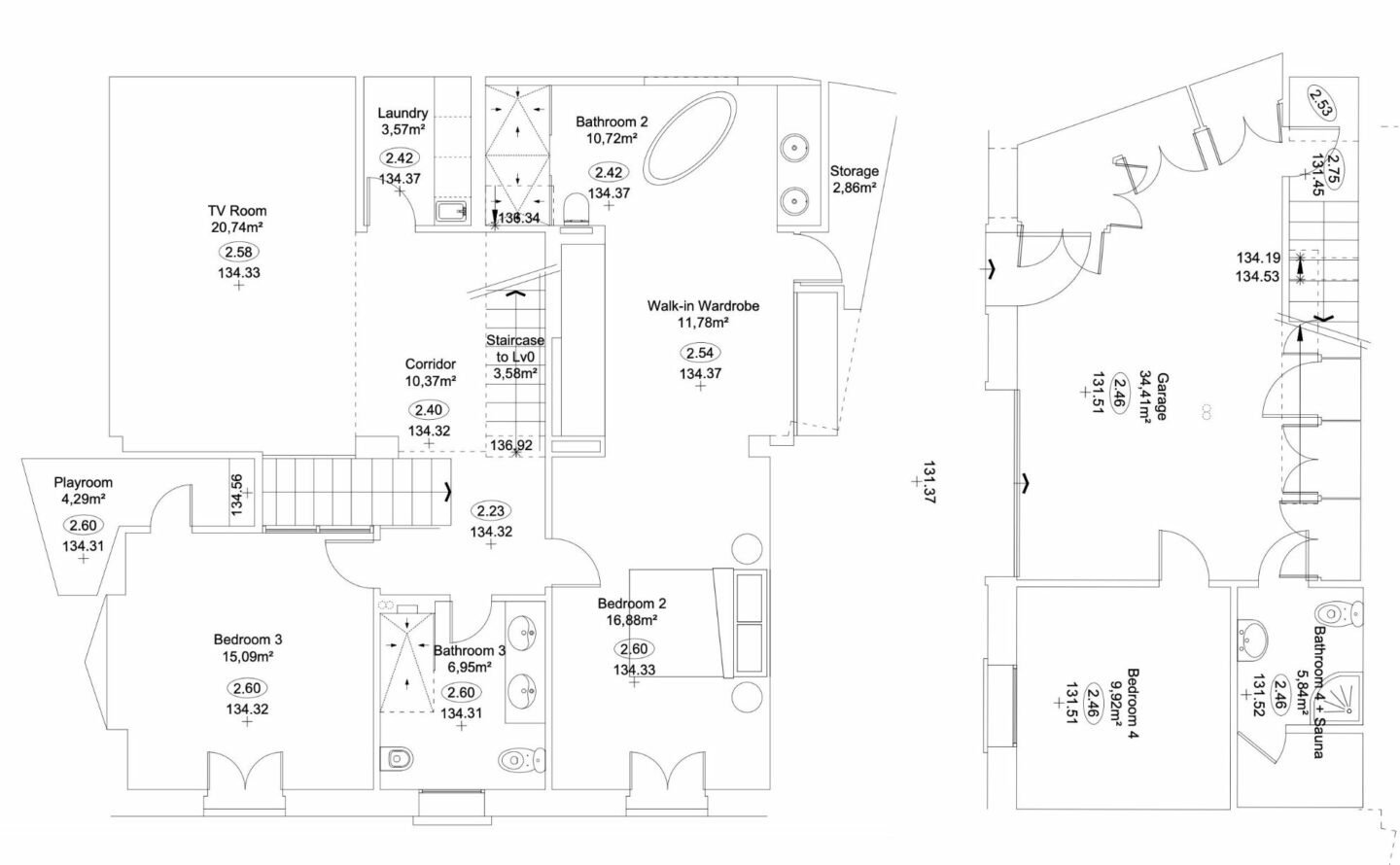 FOR SALE 🏡 Renovated Townhouse with Sea Views – Golden Mile, Marbella