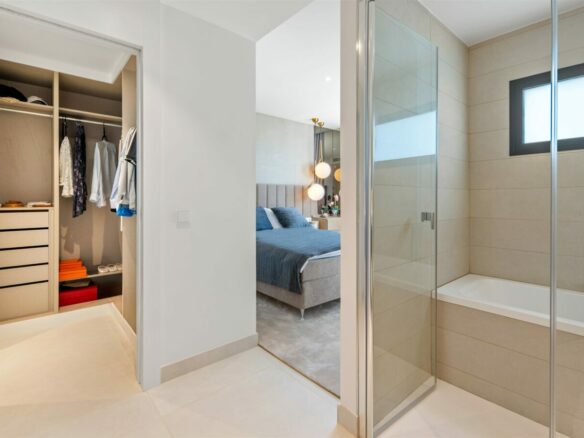 FOR SALE 🏡 Contemporary 3 Bedroom Apartment in Higuerón West – El Higuerón, Fuengirola