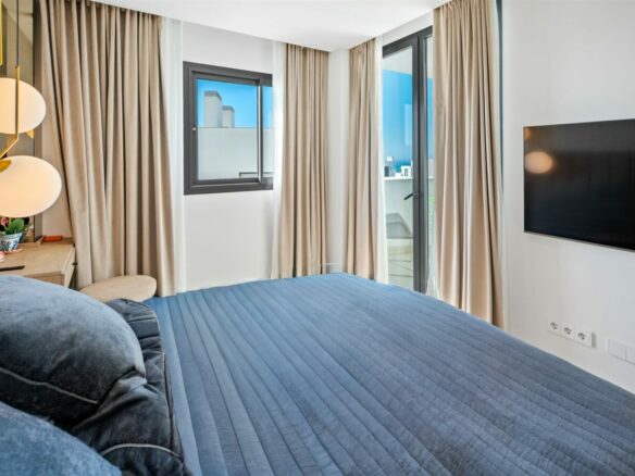 FOR SALE 🏡 Contemporary 3 Bedroom Apartment in Higuerón West – El Higuerón, Fuengirola