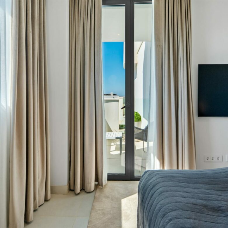 FOR SALE 🏡 Contemporary 3 Bedroom Apartment in Higuerón West – El Higuerón, Fuengirola