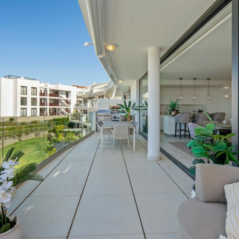 FOR SALE 🏡 Contemporary 3 Bedroom Apartment in Higuerón West – El Higuerón, Fuengirola
