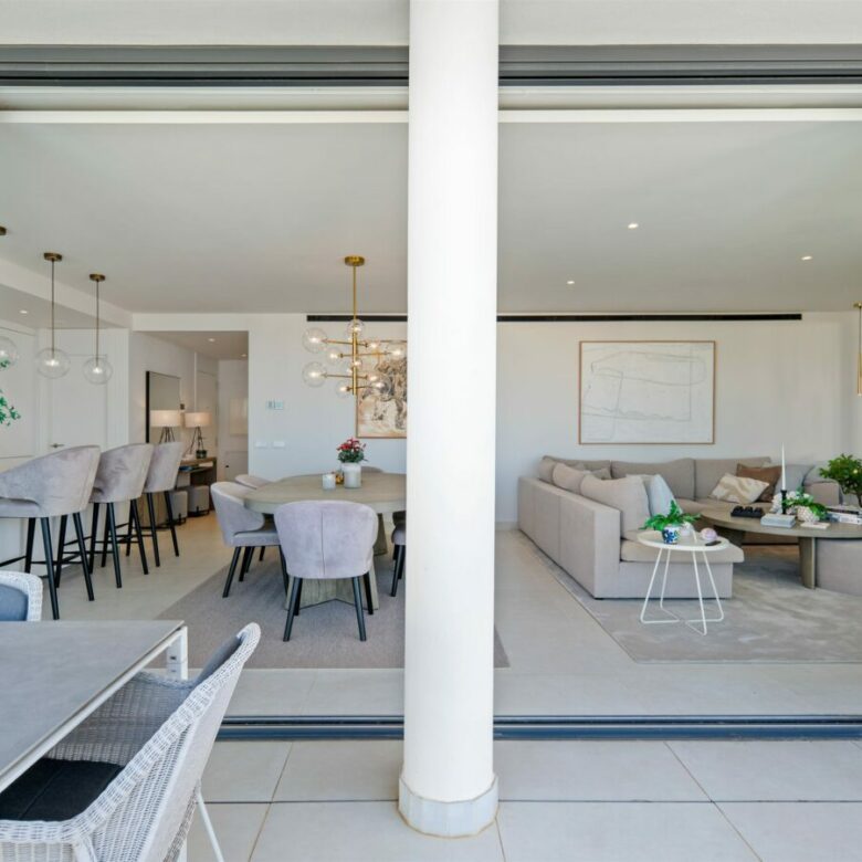 FOR SALE 🏡 Contemporary 3 Bedroom Apartment in Higuerón West – El Higuerón, Fuengirola