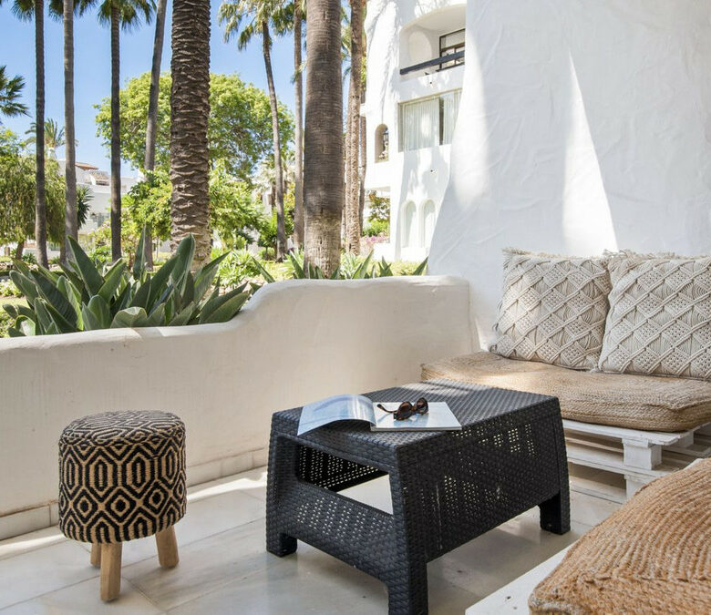 FOR SALE 🏡 Apartment with Tourist Licence in the Heart of Puerto Banús – La Alcazaba, Marbella