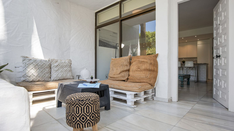 FOR SALE 🏡 Apartment with Tourist Licence in the Heart of Puerto Banús – La Alcazaba, Marbella