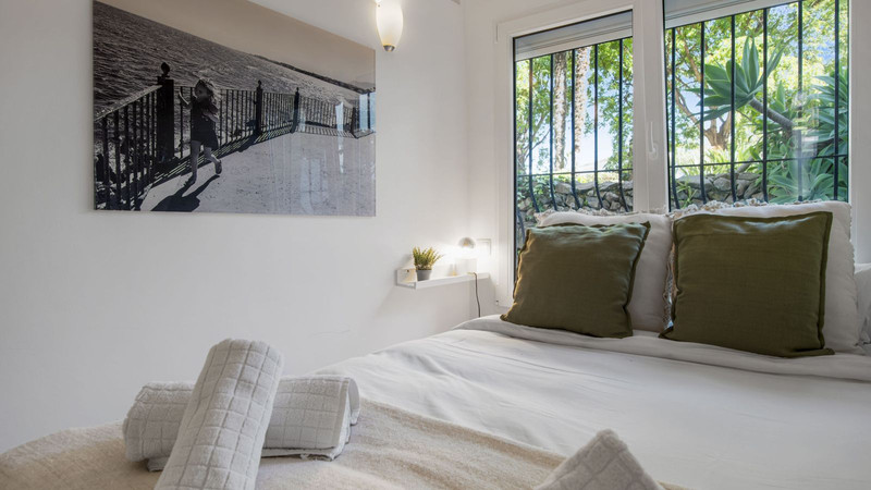 FOR SALE 🏡 Apartment with Tourist Licence in the Heart of Puerto Banús – La Alcazaba, Marbella