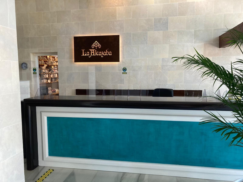 FOR SALE 🏡 Apartment with Tourist Licence in the Heart of Puerto Banús – La Alcazaba, Marbella