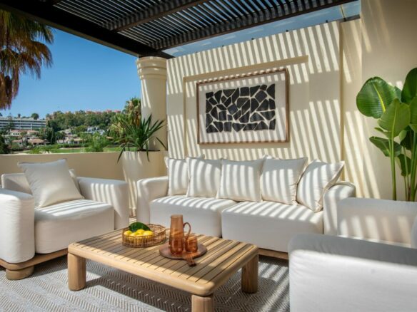 FOR SALE 🏡 Duplex Penthouse in Las Alamandas – Nueva Andalucía, Marbella