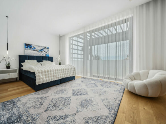 FOR SALE 🏡 Contemporary Beachside Villa with Rooftop Sea Views – Marbesa, Marbella