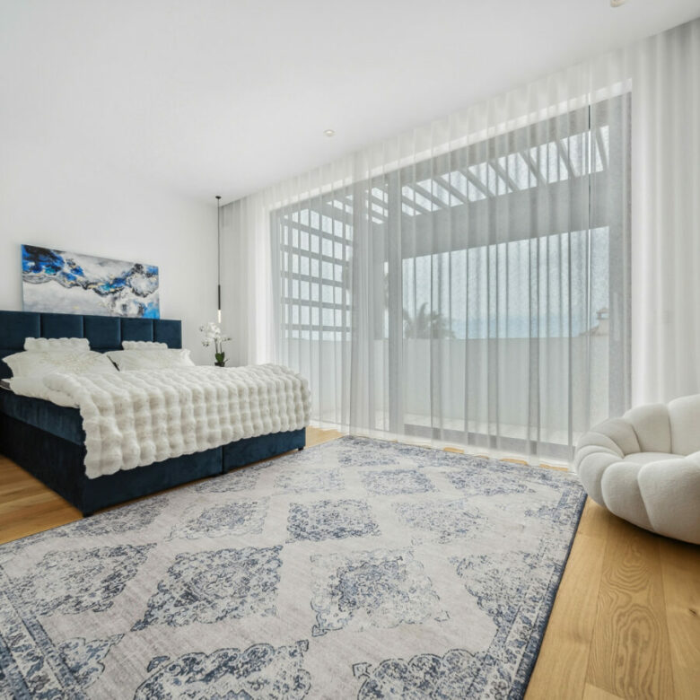 FOR SALE 🏡 Contemporary Beachside Villa with Rooftop Sea Views – Marbesa, Marbella