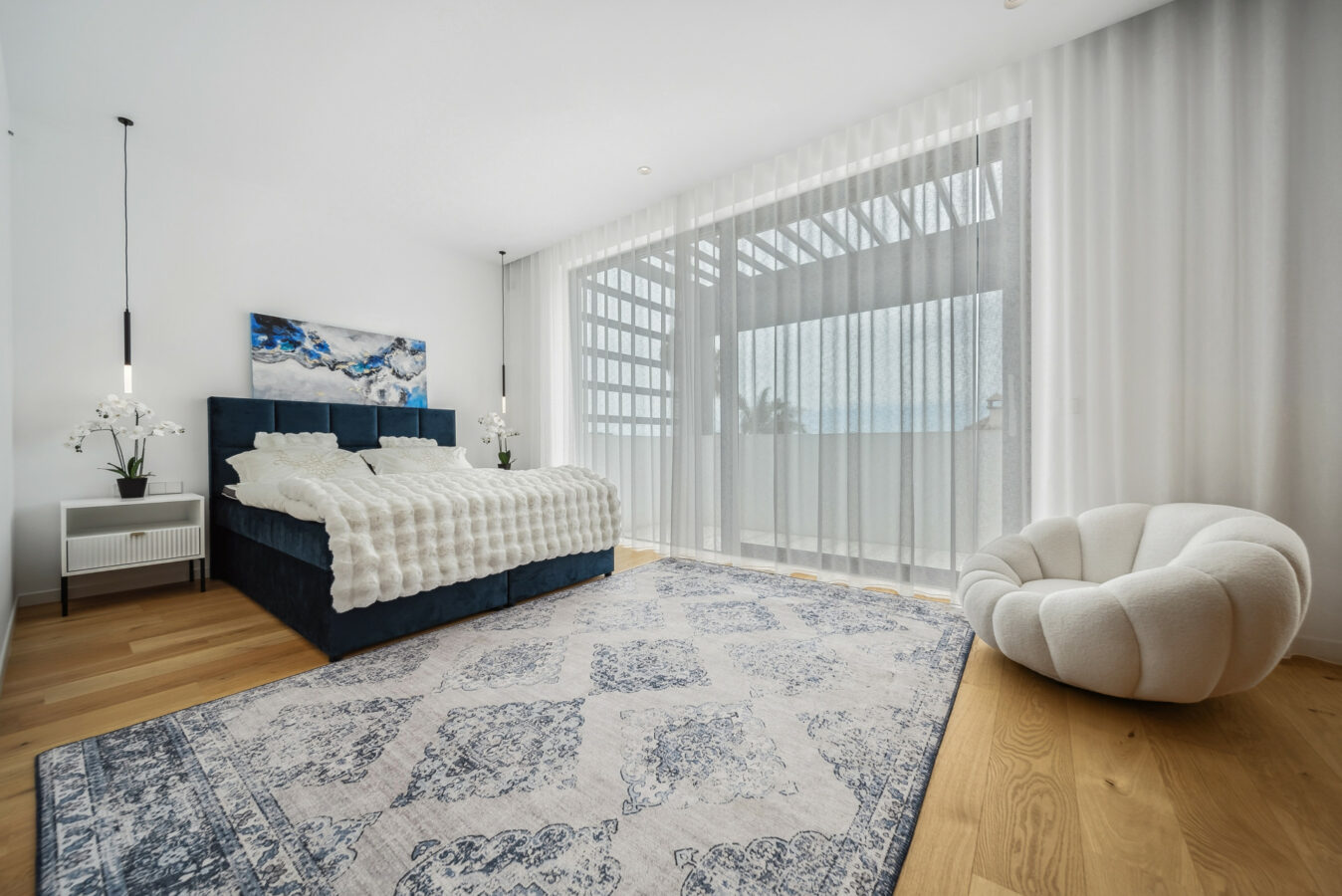 FOR SALE 🏡 Contemporary Beachside Villa with Rooftop Sea Views – Marbesa, Marbella