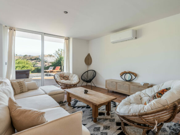 FOR SALE 🏡 Tranquil Three-Level Retreat with Pool and Sea Views – Estepona