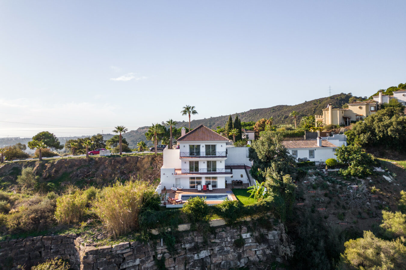 FOR SALE 🏡 Tranquil Three-Level Retreat with Pool and Sea Views – Estepona