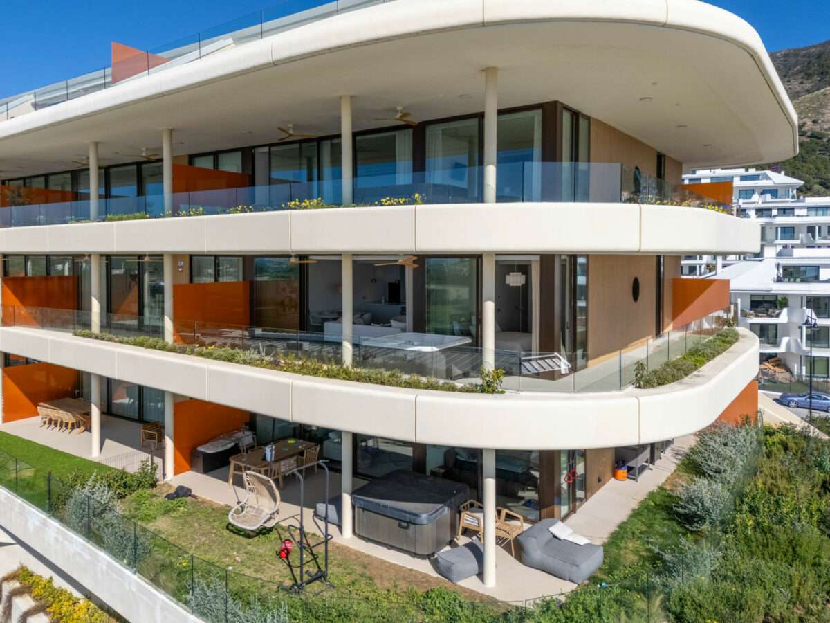 FOR SALE 🏡 Brand New Corner Apartment with Sea and Valley Views – El Higuerón, Fuengirola