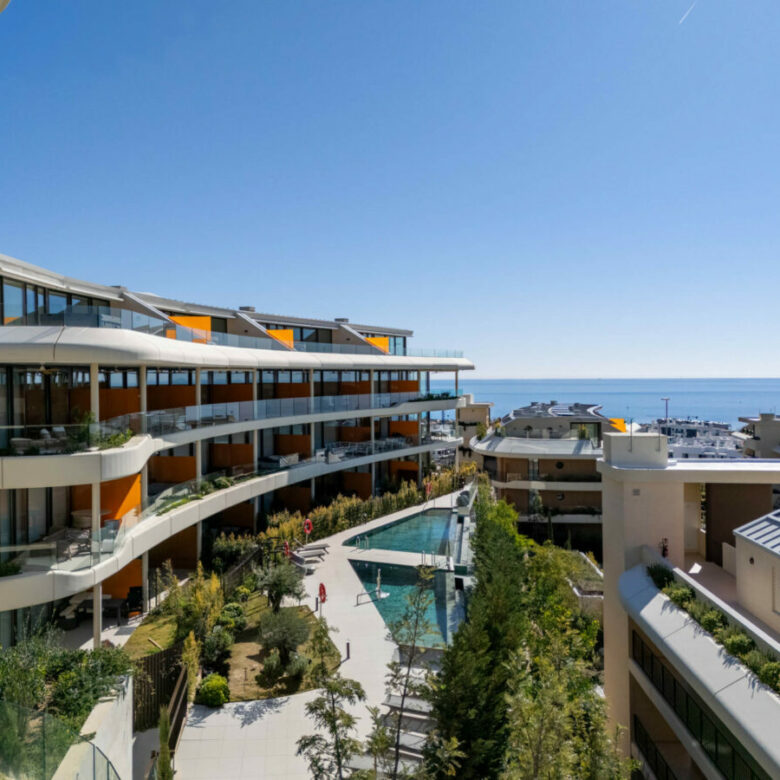 FOR SALE 🏡 Brand New Corner Apartment with Sea and Valley Views – El Higuerón, Fuengirola