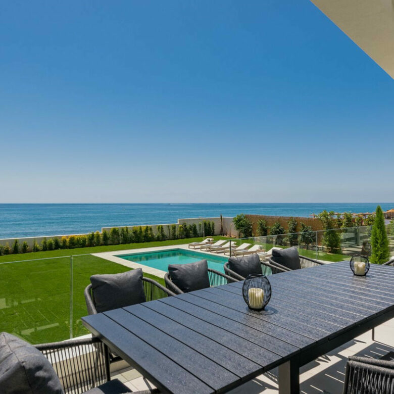 FOR SALE 🏡 Frontline Beach Villa with Panoramic Sea Views – La Cala de Mijas, Mijas